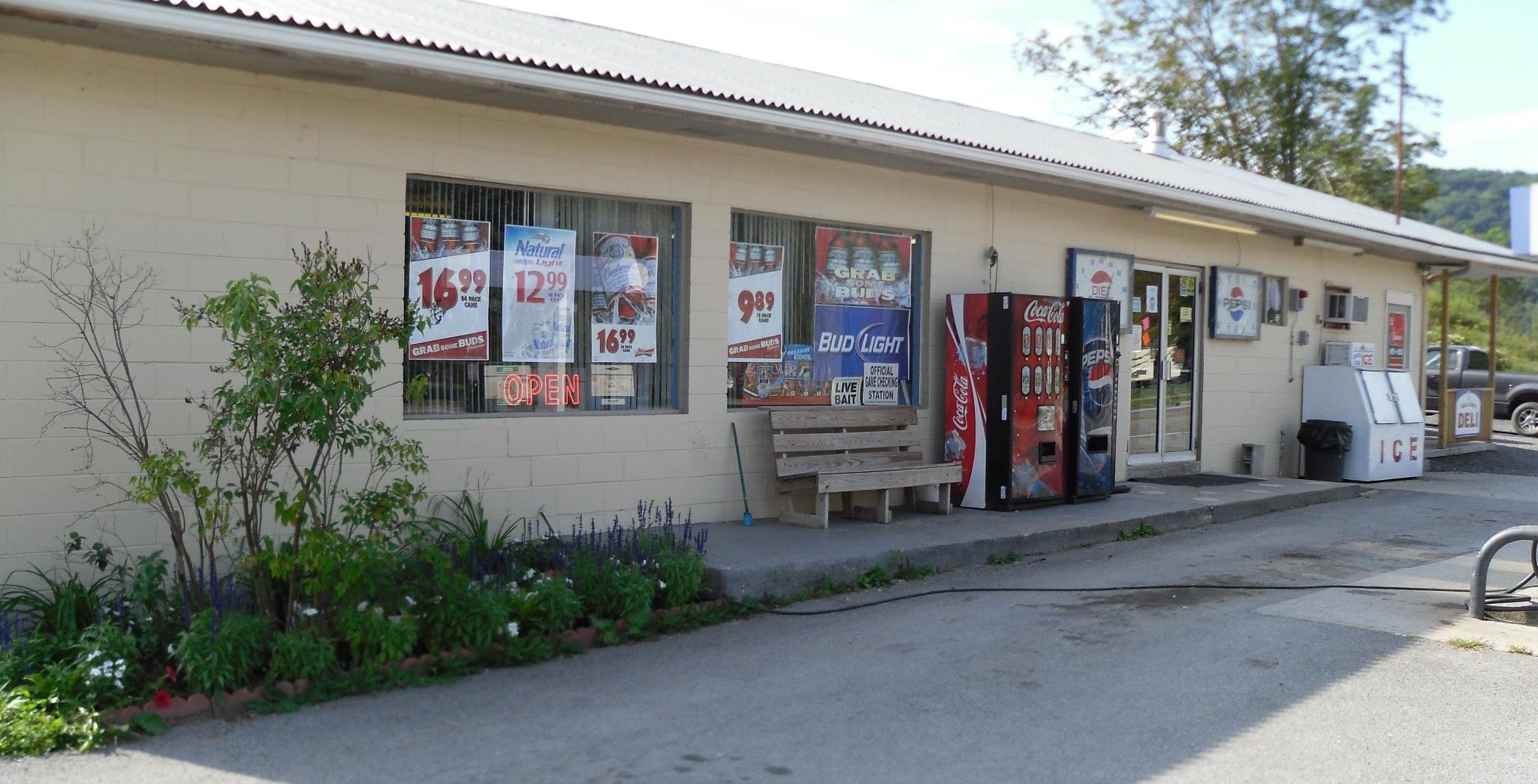 Camden’s Corner Mart ElkinsRandolph County Tourism