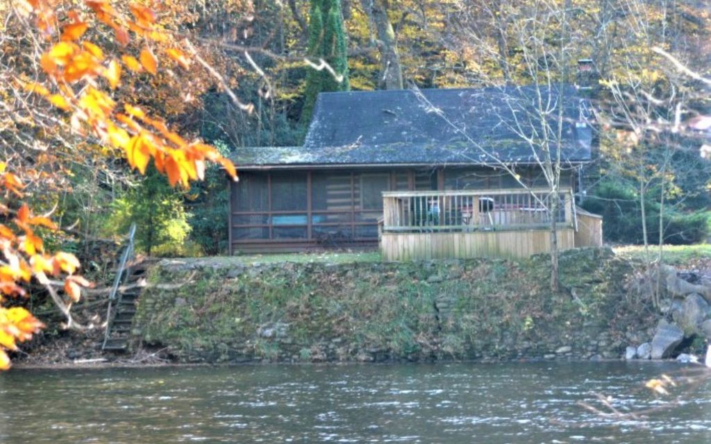 Cheat River Lodge And Cabins: West Virginias Great River 